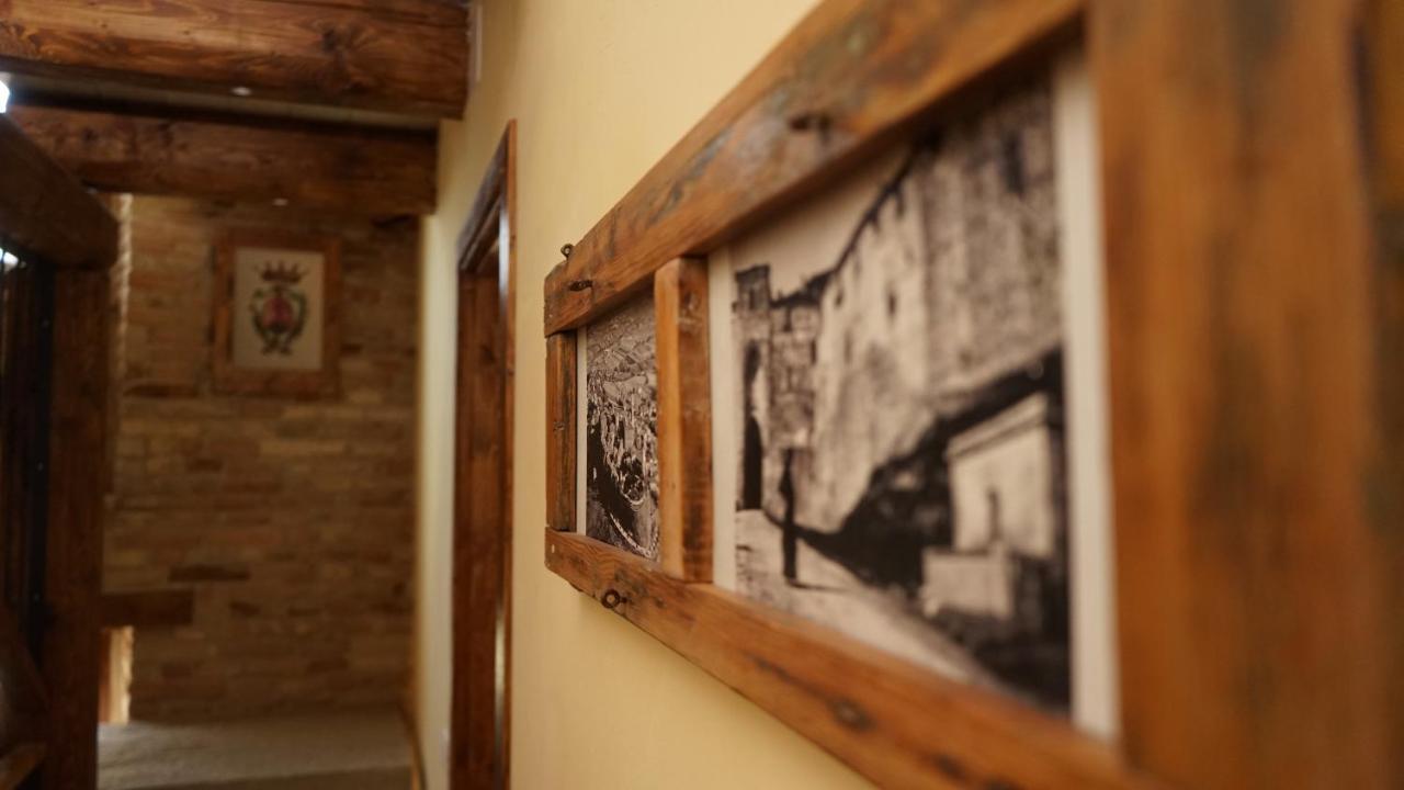 Il Castello Affittacamere Montecosaro  Extérieur photo